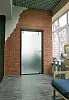 004 Цельностеклянная дверь Атэри T-Raum - Рекламное агентство